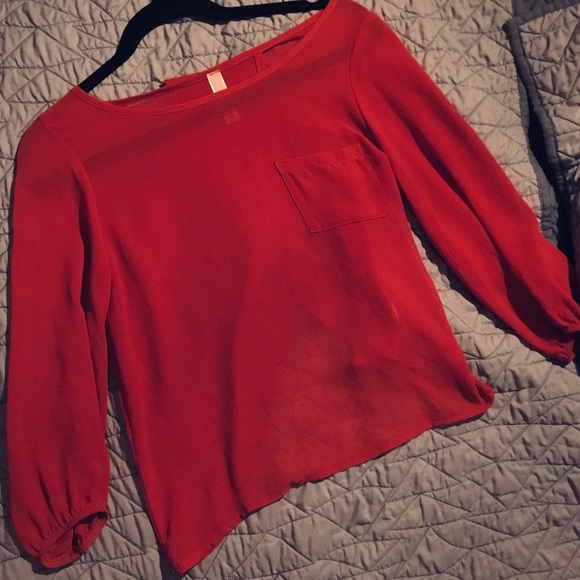 RARE Sheer ESTAM slit/open back top - Picture 1 of 6